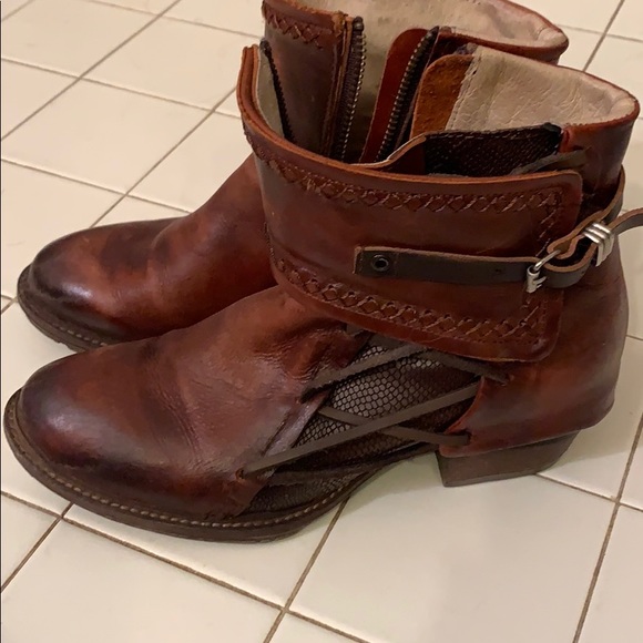 boots like freebird but cheaper